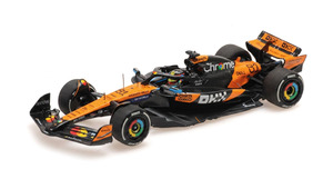 McLAREN MCL39 OSCAR PIASTRI HUNGARIAN GP 2025